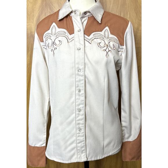 Scully Tops - Vtg Scully Sz XS Pearl Snap LS Embroidered Embellished Shirt